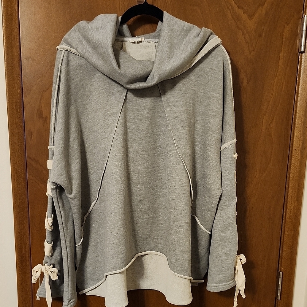 POL Heather Gray Hoodie with Cream Accents